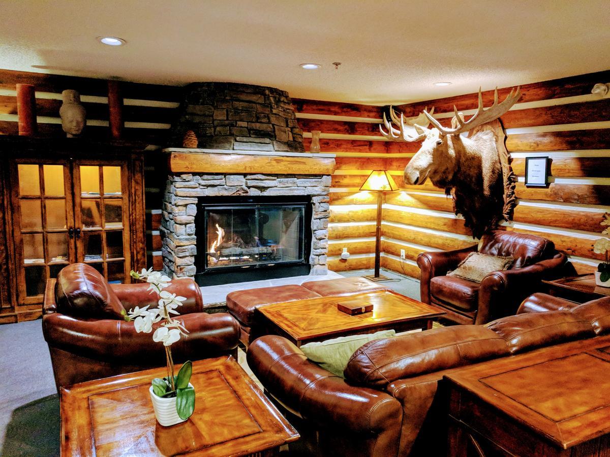 3 Peaks Lodge Кістон Екстер'єр фото