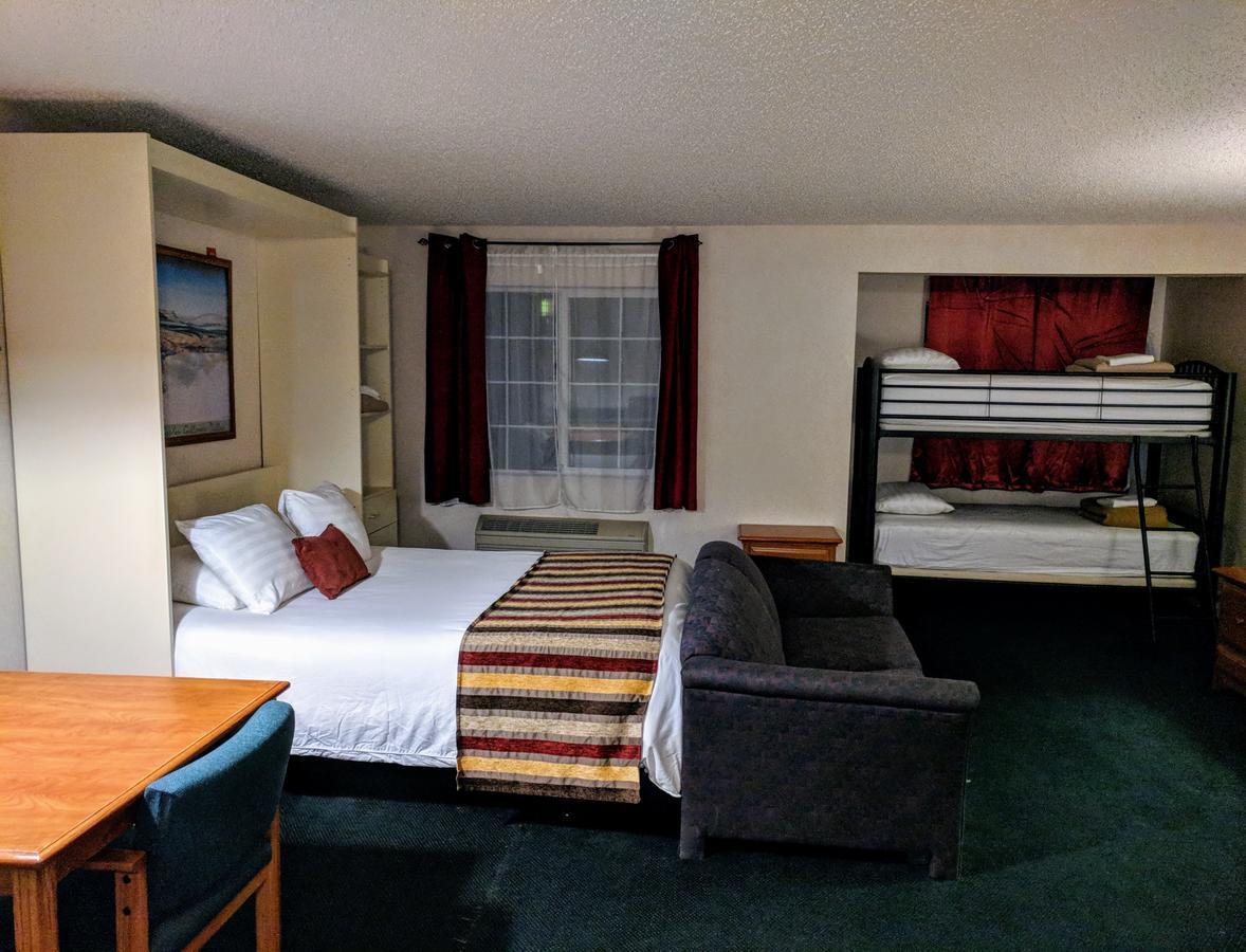 3 Peaks Lodge Кістон Екстер'єр фото
