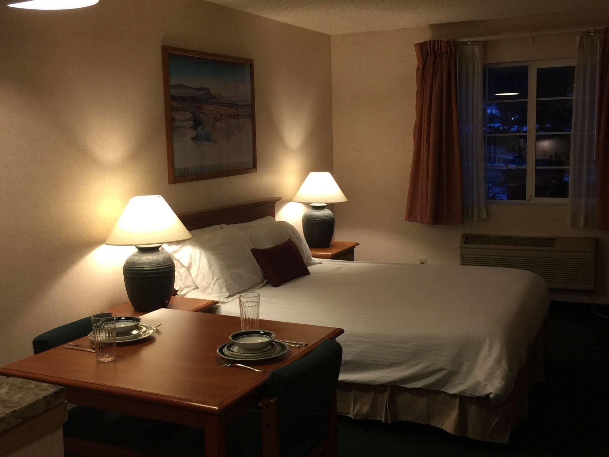 3 Peaks Lodge Кістон Екстер'єр фото